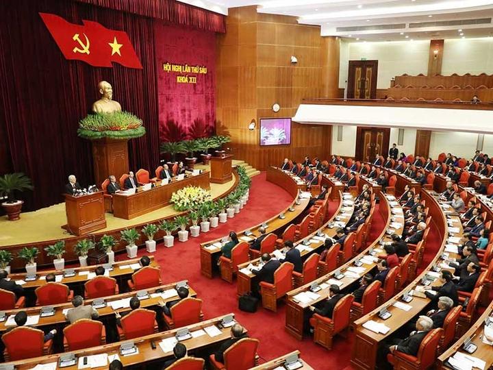 Từ 5 kiểu áo dễ