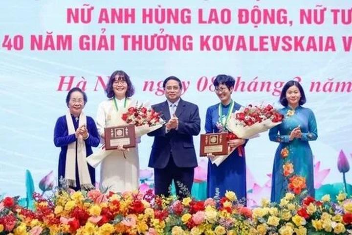 Hotspot Matrix và Pháo: “Nếu có thể khiến ai đó đồng cảm bằng chính tổn thương của mình,